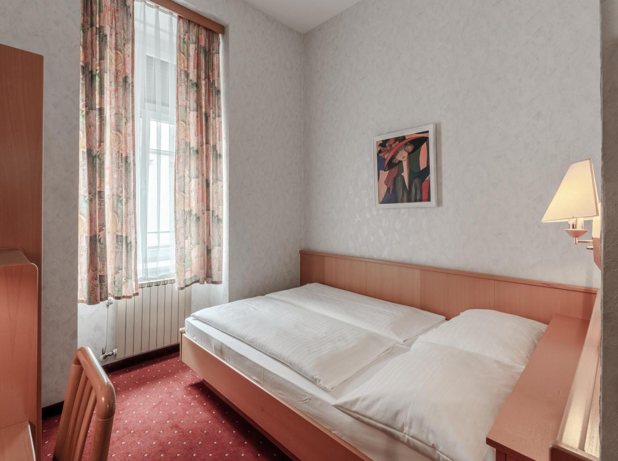 Hotel Terminus Wenen Buitenkant foto
